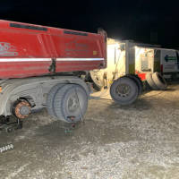 24-7_rund-um-die-Uhr_Reifen-Service-Panne_vor-Ort_LKW