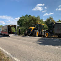 Vor-Ort-Reifen-Servicemobil_Reifen-kaputt-defekt-Panne_Maehdrescher